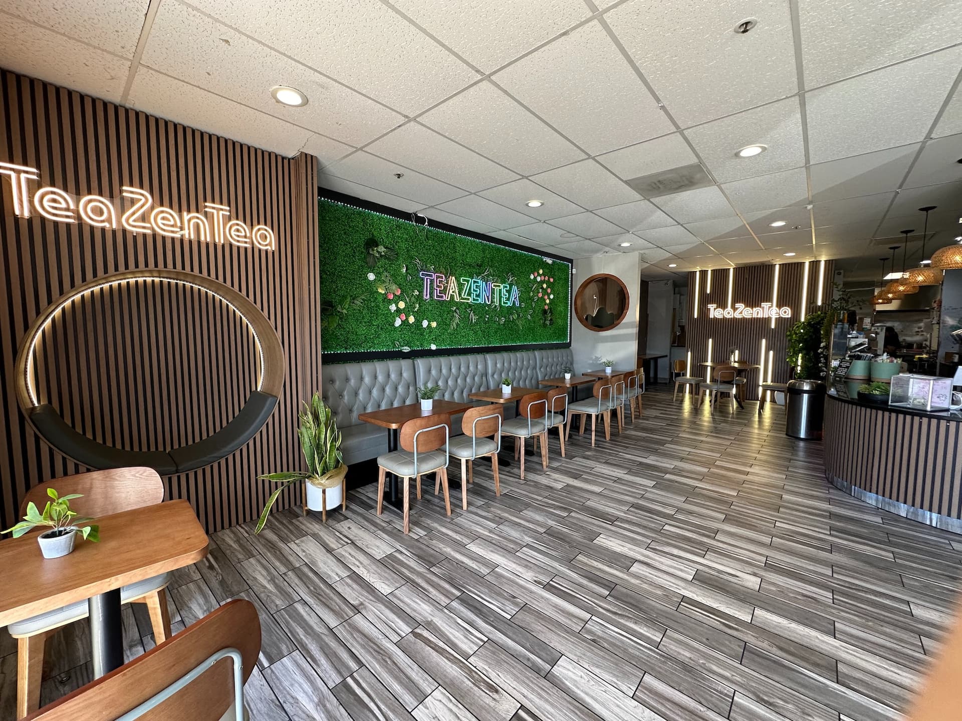 TEAZENTEA Brentwood exterior
